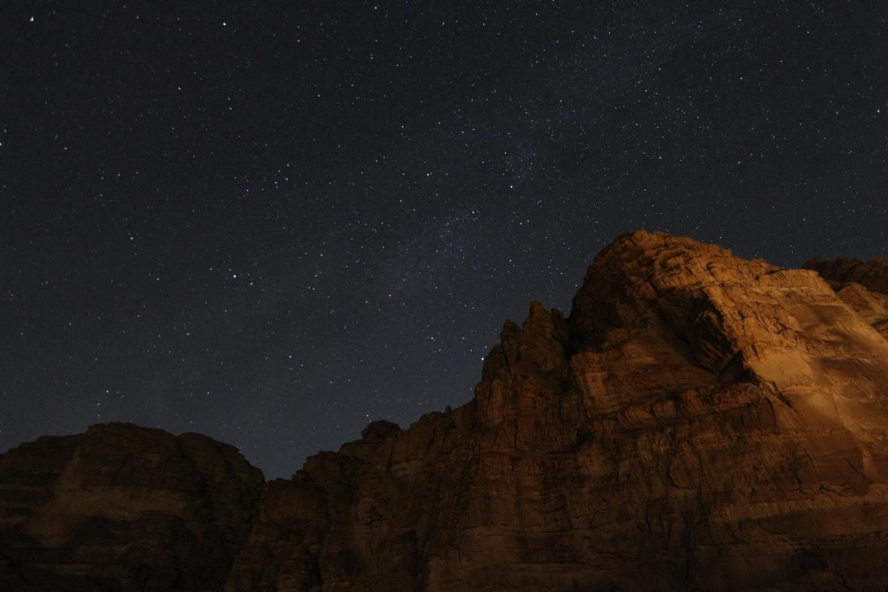 Wadi Rum Hugo Camp Exterior foto